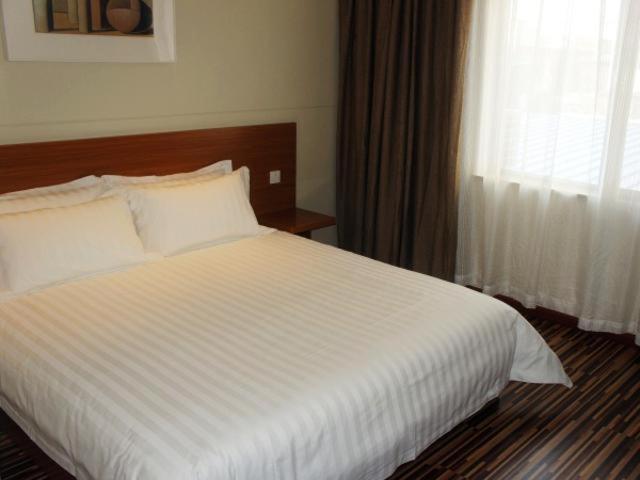 Jinjiang Inn Select Yantai Penglaige Екстер'єр фото