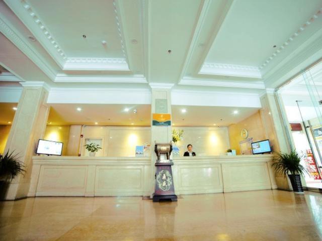 Jinjiang Inn Select Yantai Penglaige Екстер'єр фото